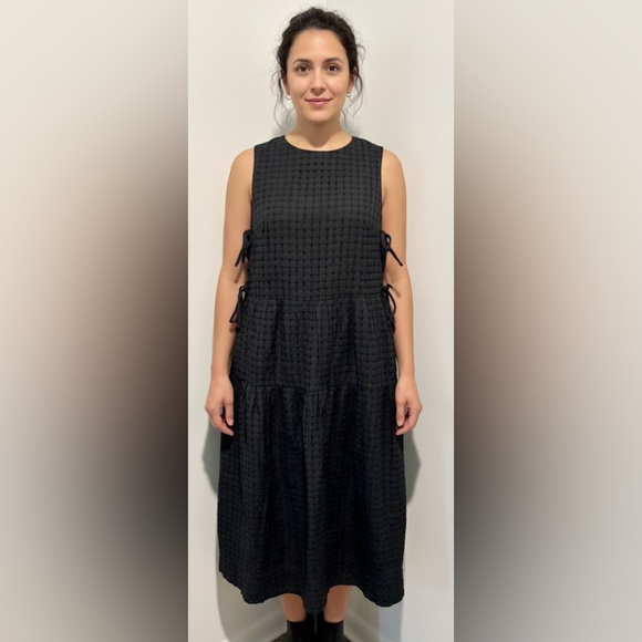 Love, Bonito Dresses & Skirts - LOVE, BONITO Black Textured Sleeveless Tiered Side Ties Midi Dress 4